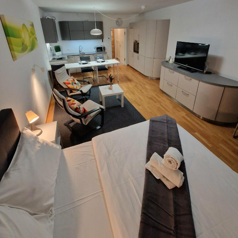 Bed & Breakfast Rezidenca Pipanova Любляна Екстер'єр фото